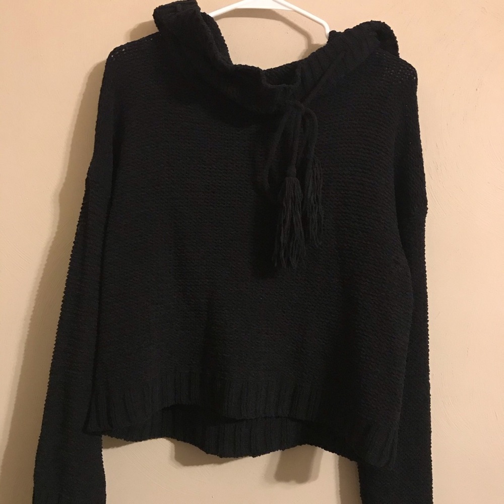 NWOT Xhilaration black hooded sweater
